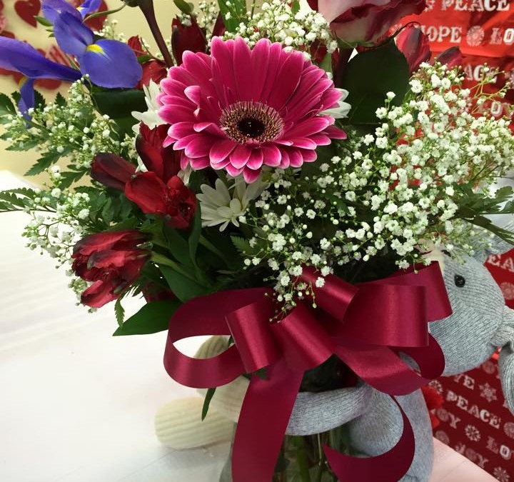 Dzen Garden Market Thanks New And Returning Customers During Valentine Flower Sale